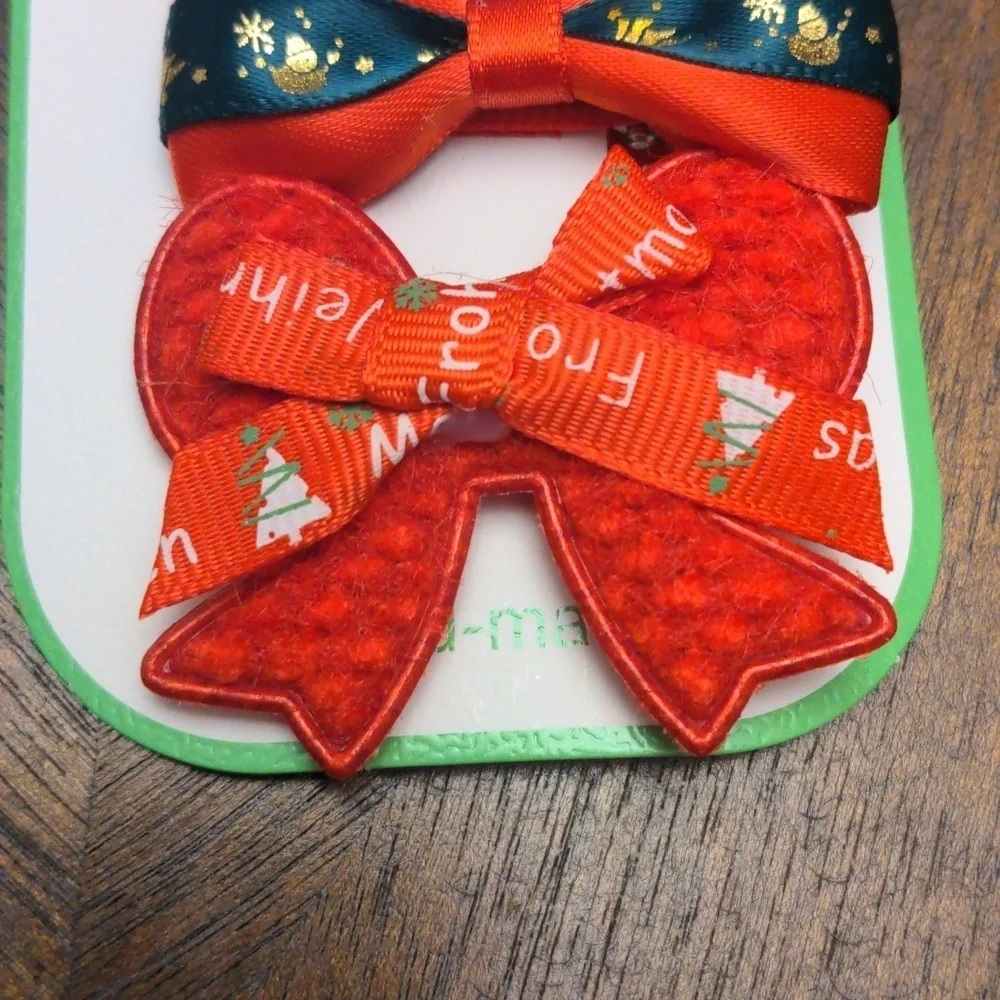 Hair Bow Set - Green and Red Reindeer and Christmas Trees 5 Clips